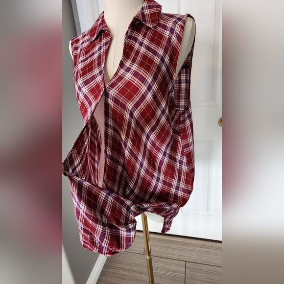NWOTโRock & Republic plaid sleeveless top - Size Large - Picture 4 of 8